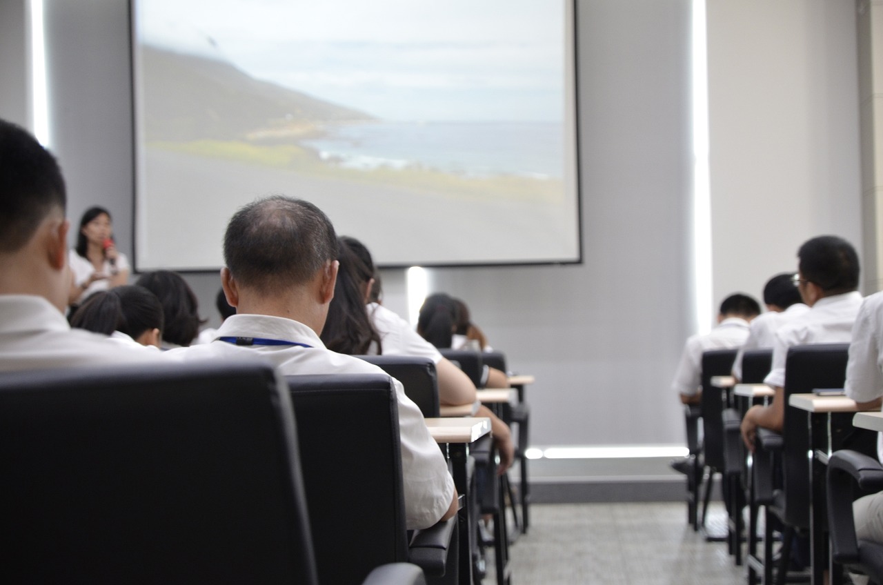 2024年沈阳工程学院在青海计划招生人数（附学费及专业录取分)