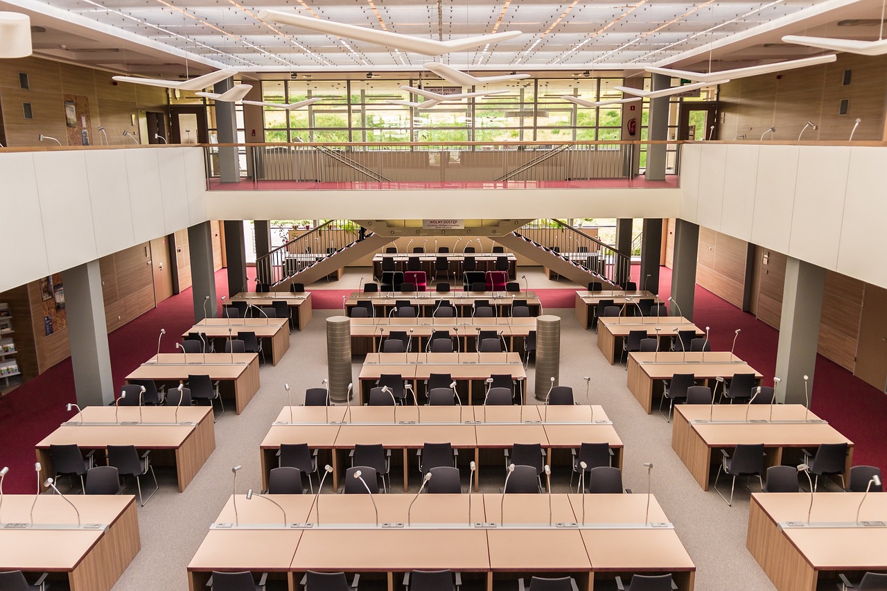辽宁考生多少分能上新疆和田学院？2025最低210分