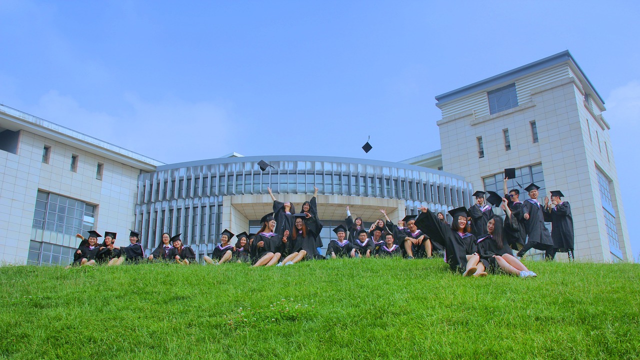 2024年中国石油大学(北京)克拉玛依校区在重庆计划招生人数（附学费及专业录取分)
