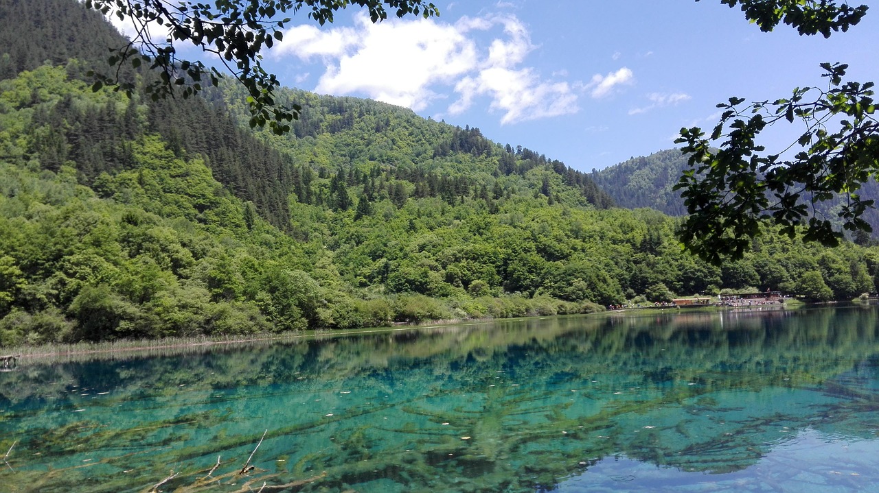 四川九寨沟5日游价格，四川九寨沟五日游旅游攻略